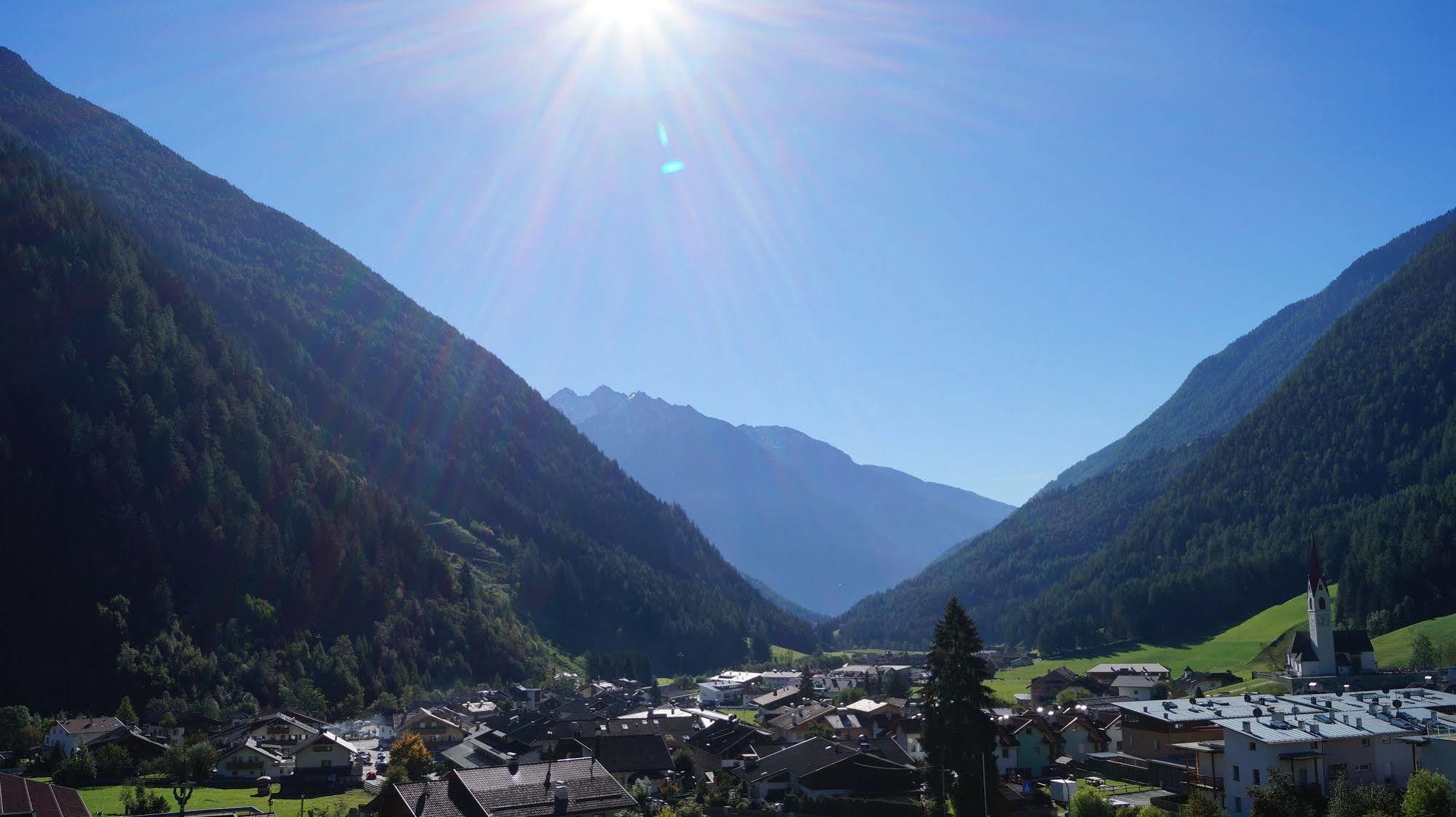 Hotel Schwarzbachhof Lutago Luaran gambar